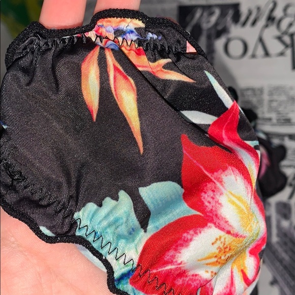 flower bikini bottoms - Picture 3 of 3